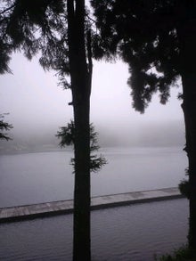 雑貨屋　子子子（こねこ）の日々-霧がかり聖湖.jpg