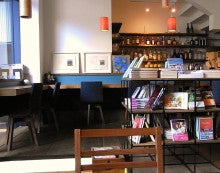 $しゅわりのワクワク体験記-Read cafe-店内1