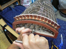 琴の糸締めはWho？ | 和楽器専門店 明鏡楽器のブログ