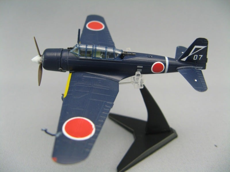 エフトイズ 1/144 ウイングキットコレクション5 日本陸軍機編99式軍偵察機の記事より
