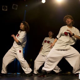 "HotStuff"This is Big Dance Party!!