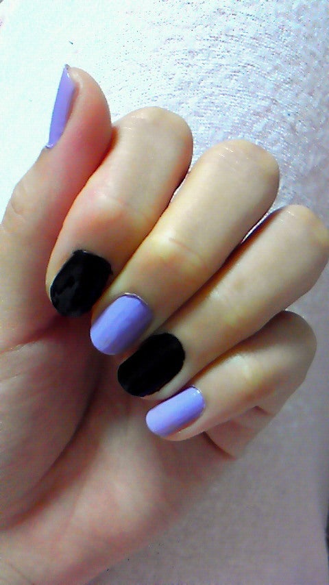 紫。【+Nail】の記事画像