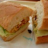 ドトールの「ミラノサンド　チキンカレーサラダ」の画像