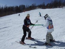 視覚障害ある方のスキーレッスン 障害者専門のスキースクール 障害者専門のスキースクール サンメドウズ清里教室 車山高原教室
