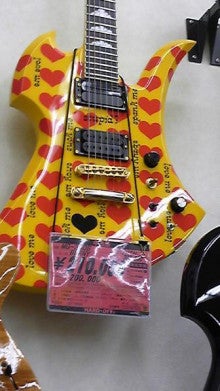 定番のお歳暮 hide グリーンハート(MG155GH) 赤い鳥 エレキギター 