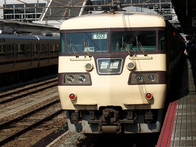 ＪＲ西日本の１１７系電車 | Let's begin！