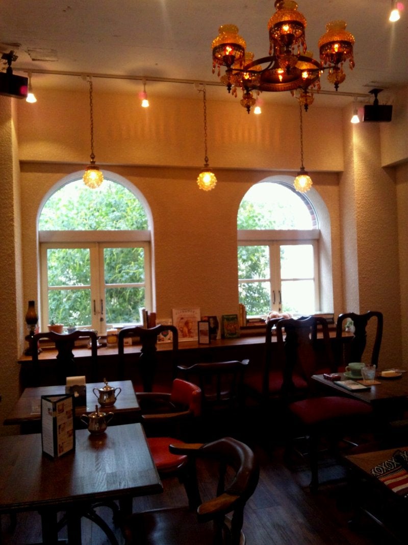 大阪東住吉区カフェ 美味しいスイーツとランチが人気のお洒落カフェライチ-神戸喫茶店