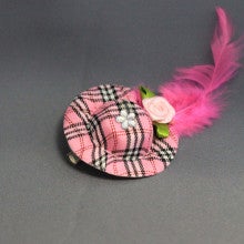  モルモットの羽根つき帽子（ピンク） 