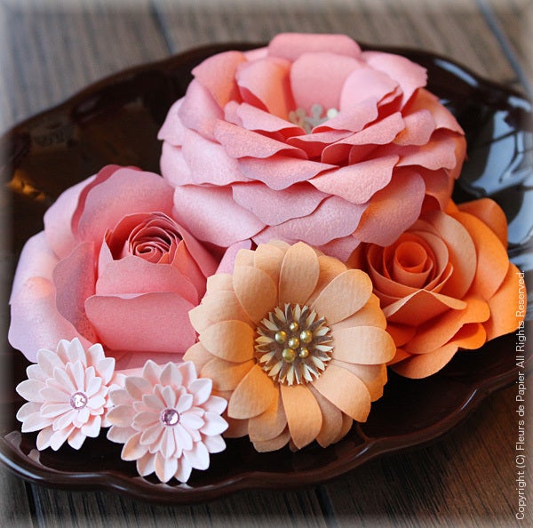 $Fleurs de Papier ～クラフトパンチや花紙で作る立体のお花いろいろ～-クラフトパンチでバラとマーガレット