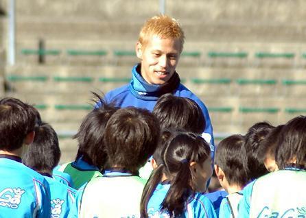 本田圭佑 明日は福岡で子供たちとサッカー教室 Soltilo Of Honda 12 サッカー日本代表とブラジルワールドカップへの準備