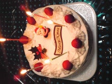 ちほっちのブログ-超デカイ苺ショートクリスマスケーキ.JPG