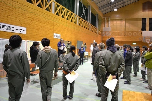長野県上松技術専門校　木工ブログ2012-生徒のみんなも真剣です！！