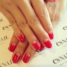 Red reverse french nails♬の記事より