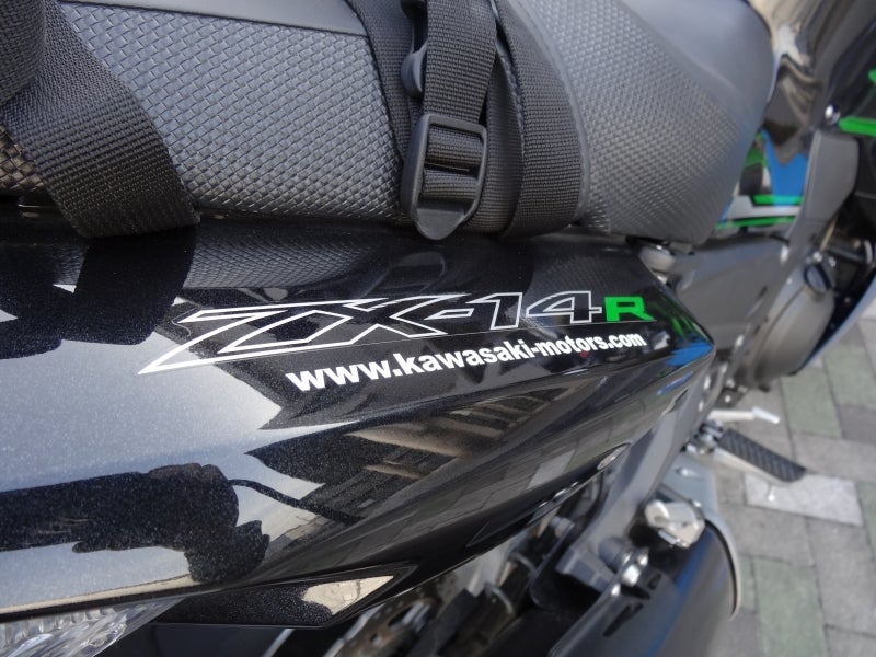 ZX-14Rステッカーチューン | バイクと自転車と本と