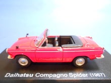Norev Daihatsu Compagno Spider 1967 1//43 Scale Box Mini Car Display vol 35