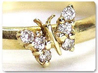 蝶のダイヤモンド18金製ゴールドリング