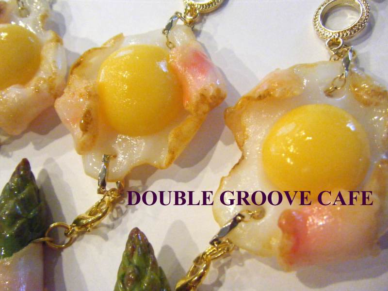 DOUBLE GROOVE CAFE