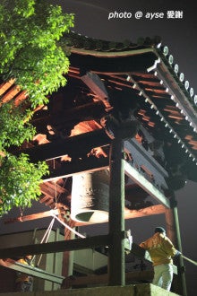 京都　壬生寺で除夜の鐘を