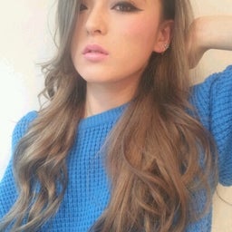 画像 グレーヘアカラー、グレー、グラデーションロングヘアカラー の記事より 1つ目
