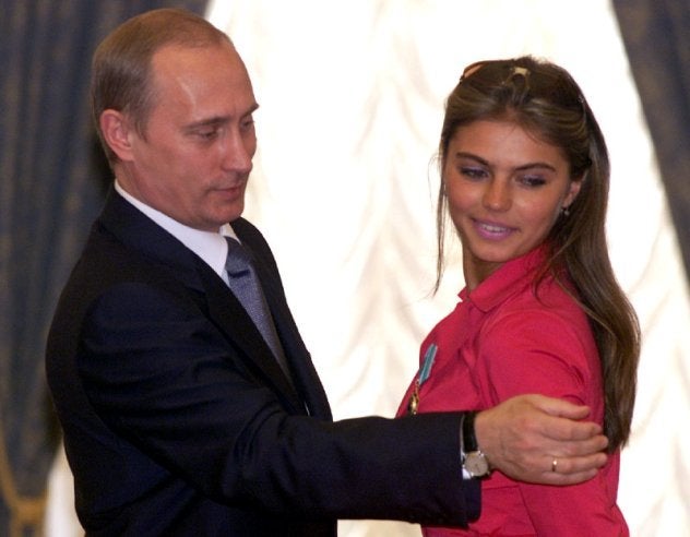 の 愛人 プーチン プーチン大統領の嫁と子供が美人！若い頃の画像はかわいいモデル経歴？