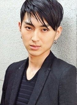 松田翔太の髪型遍歴 08 14 芸能人髪型大全集 ファッション 芸能