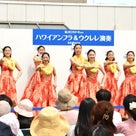 大丸京都店で同志社大学フラサークルが爽やかなフラのステージを披露！！の記事より