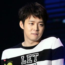 画像 ユチョン4曲歌唱＆料理[上海映像]＆ファンミ[HQ]Photo(ボーダーpullover) の記事より 1つ目
