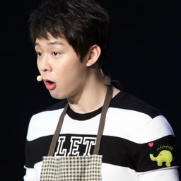 画像 ユチョン4曲歌唱＆料理[上海映像]＆ファンミ[HQ]Photo(ボーダーpullover) の記事より 18つ目
