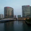 港の夕焼けの画像