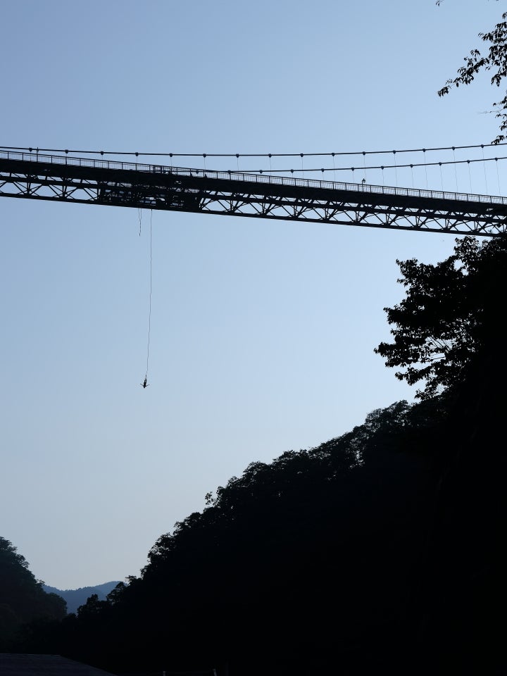 茨城県常陸太田市・竜神大吊橋のバンジー