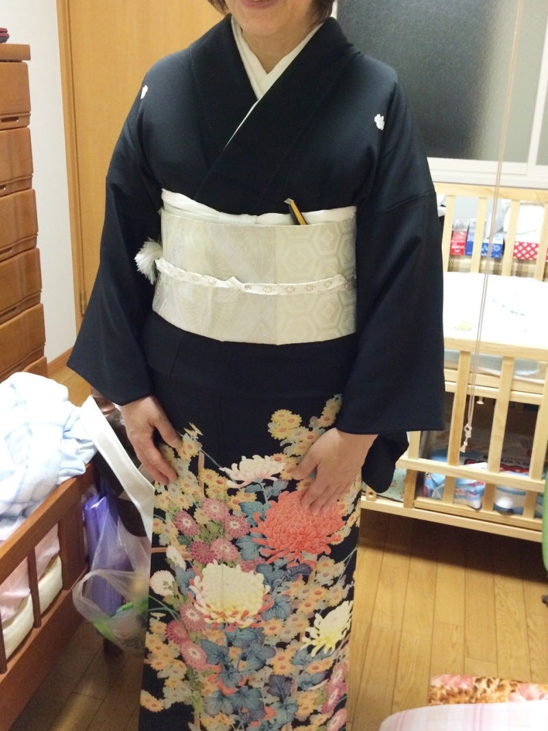 母に留袖を着付ける、自主練 大阪着付け教室 ayaaya’s着物コーディネート
