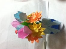 折り紙で花 花瓶作ってみた はっぴぃライフ スタイル