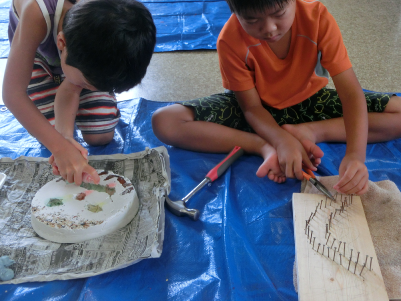 小学一年生の工作 の 1コマ 子どものアトリエにじのアート 小学一年生の工作 の 1コマ 子どものアトリエにじのアート