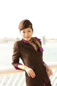 トレイシーの制服写真大公開 洗練されたエティハド航空の制服です 夢をかなえるために