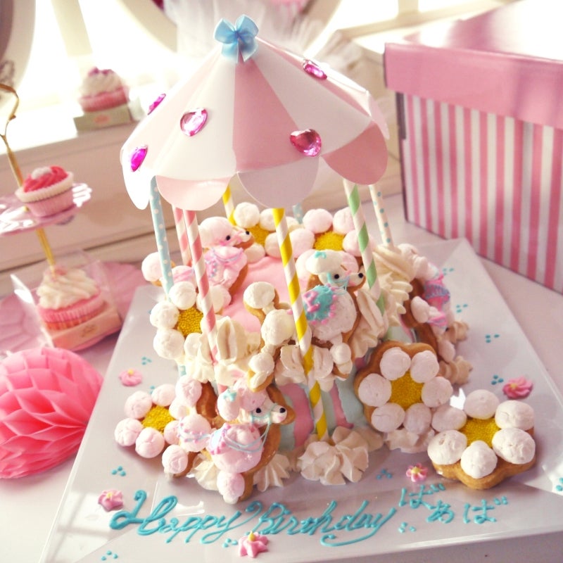 オーダーケーキ かわいらしく おばあちゃんの誕生日 ３ｄアイシング 丹羽萌子オフィシャルブログ スイーツヒーロー萌子の Sweets工場へようこそ Powered By Ameba