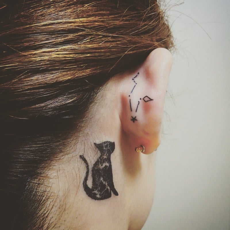 猫 と 魚 星座 耳裏 首 ワンポイント タトゥー Miyoの気ままtattooブログ