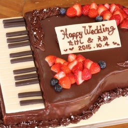 画像 人気のバラのウエディングケーキ♬可愛いウエディングケーキ♬ピアノケーキ の記事より 2つ目