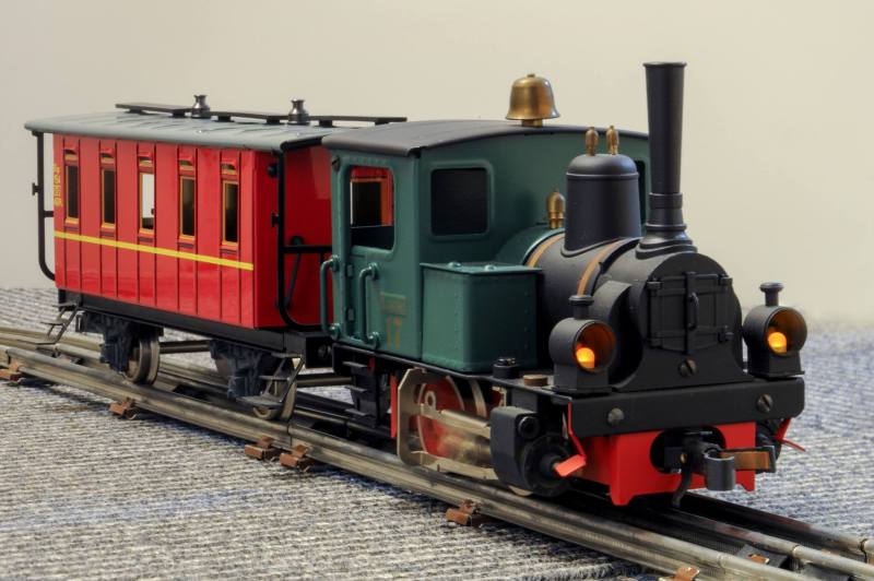 ちょっとレトロなブリキの鉄道模型 | ジオラマ＆ガレージの日々