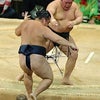 大相撲九州場所10日目＆全勝の白鵬が意表をつく取り口の画像