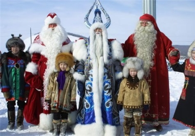 ロシアの赤いサンタと青いジェド マロース クリスマスソングで毎日がハレルヤ