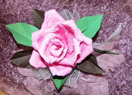画用紙で作る バラのコサージュ 作り方 Kazuのブログ