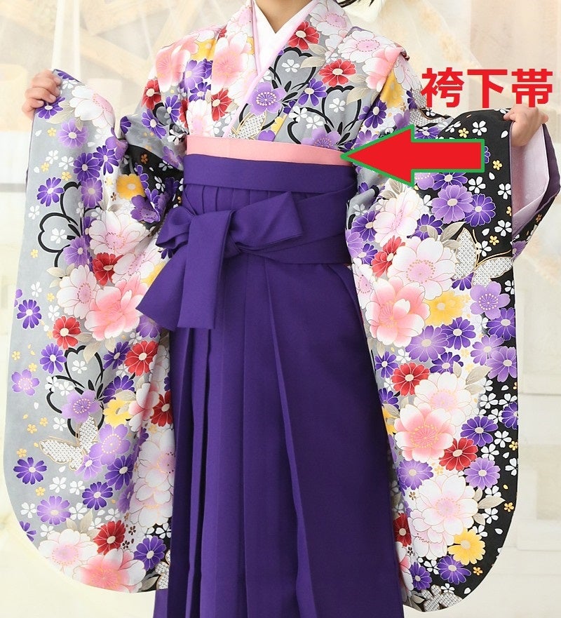 卒業式】女の子の袴の帯は、○○の帯が使えるんですよ。 | 卒業式