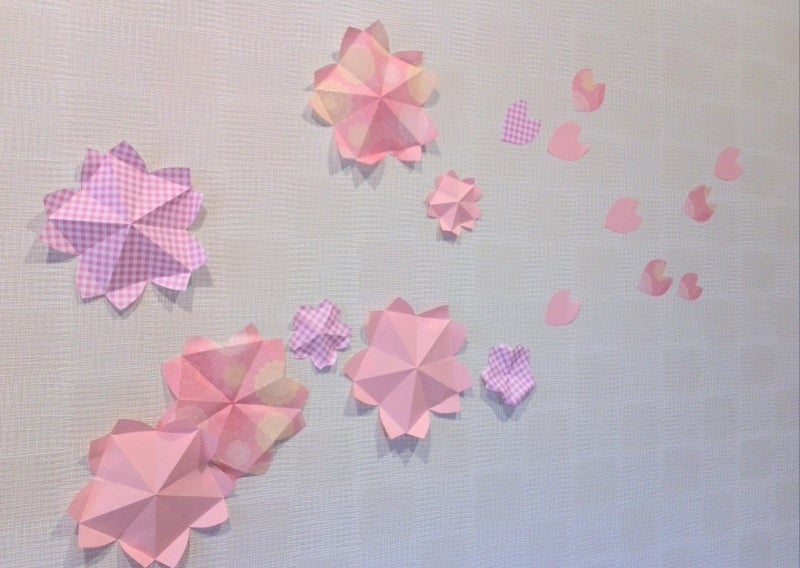 折り紙で桜の壁飾り プチプラ手芸の日々 時々ネイル