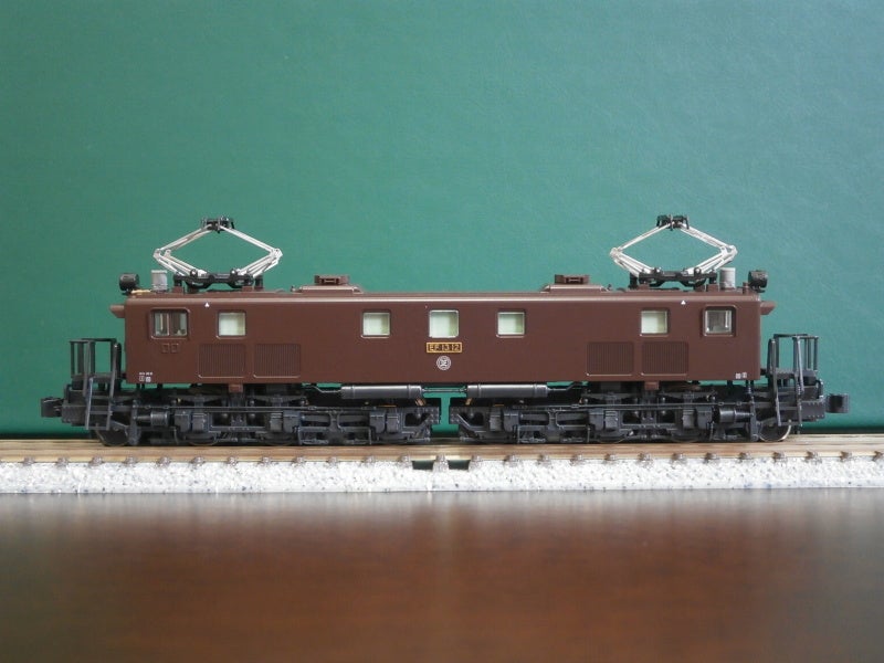 8400円 【大注目】 KATO Nゲージ EF13 3072 鉄道模型 電気機関車