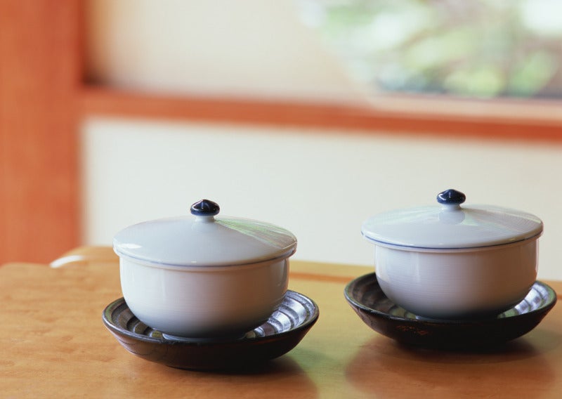 日本茶マナーふた付きの湯のみで出されたら？！ 日本茶・ハーブ緑茶・かわいい急須の専門店 CHA-ICHI WORKS ちゃいちわーくす