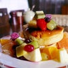 福崎町の喫茶・フルーツたっぷりパンケーキの画像