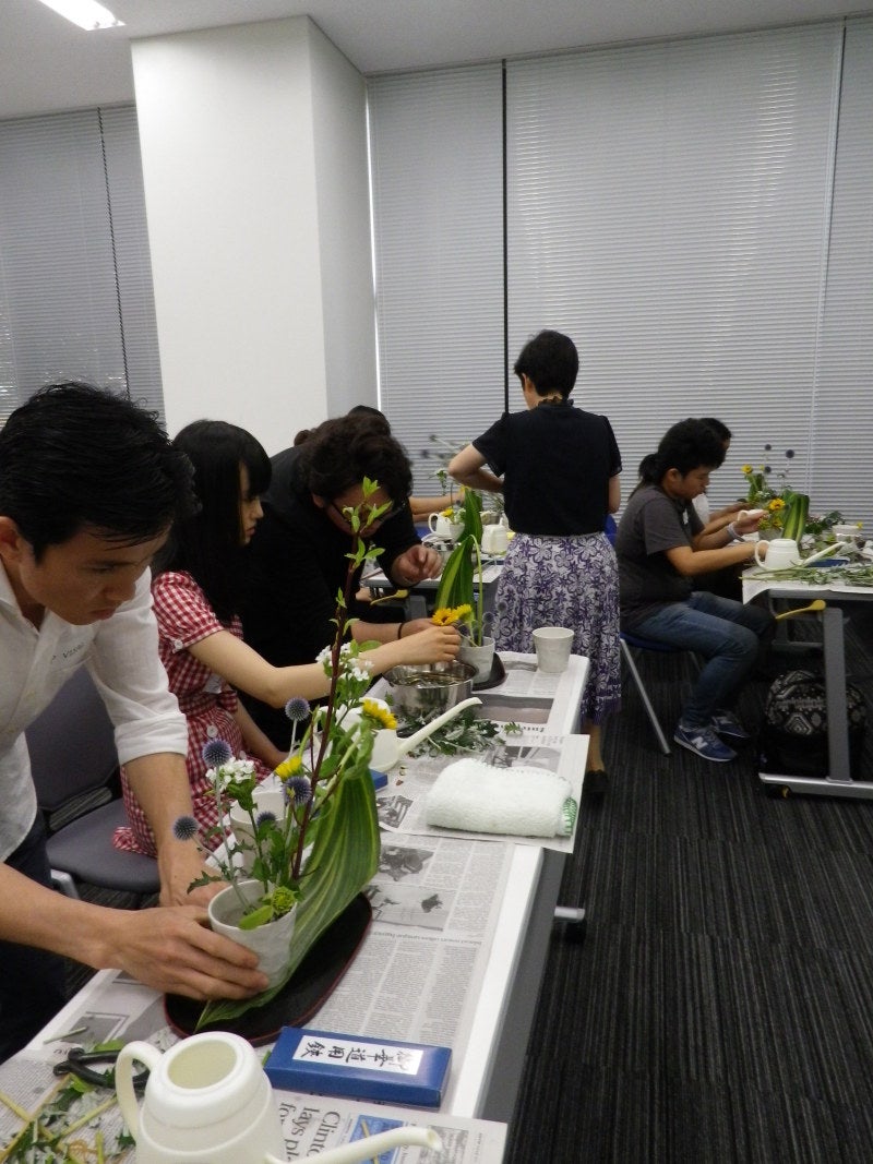 生け花ワークショップを開催しました！/ Ikebana Workshop was held!の記事より