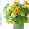 夏のひまわりアレンジ　ヘンリーディーンの花瓶を使っての画像