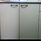 キッチン扉の剥がれ部分補修　ダイノックフィルムのデザイン貼りの記事より