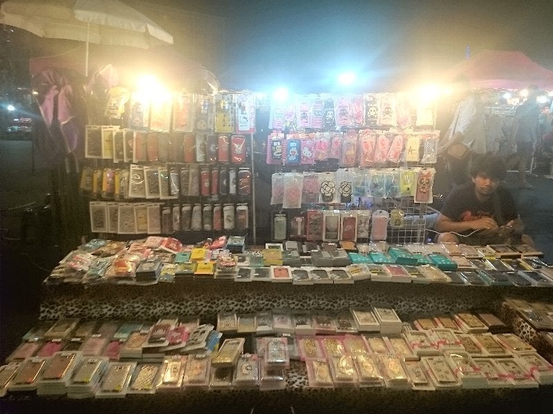 リアッブドゥアンナイトマーケット(Talad Liab Duan）バンコクの夜市の記事より